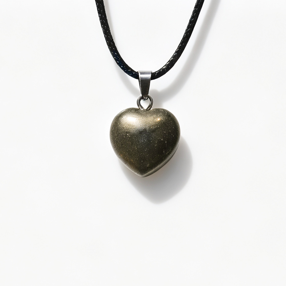 8*25mmmm heart (with lanyard included)