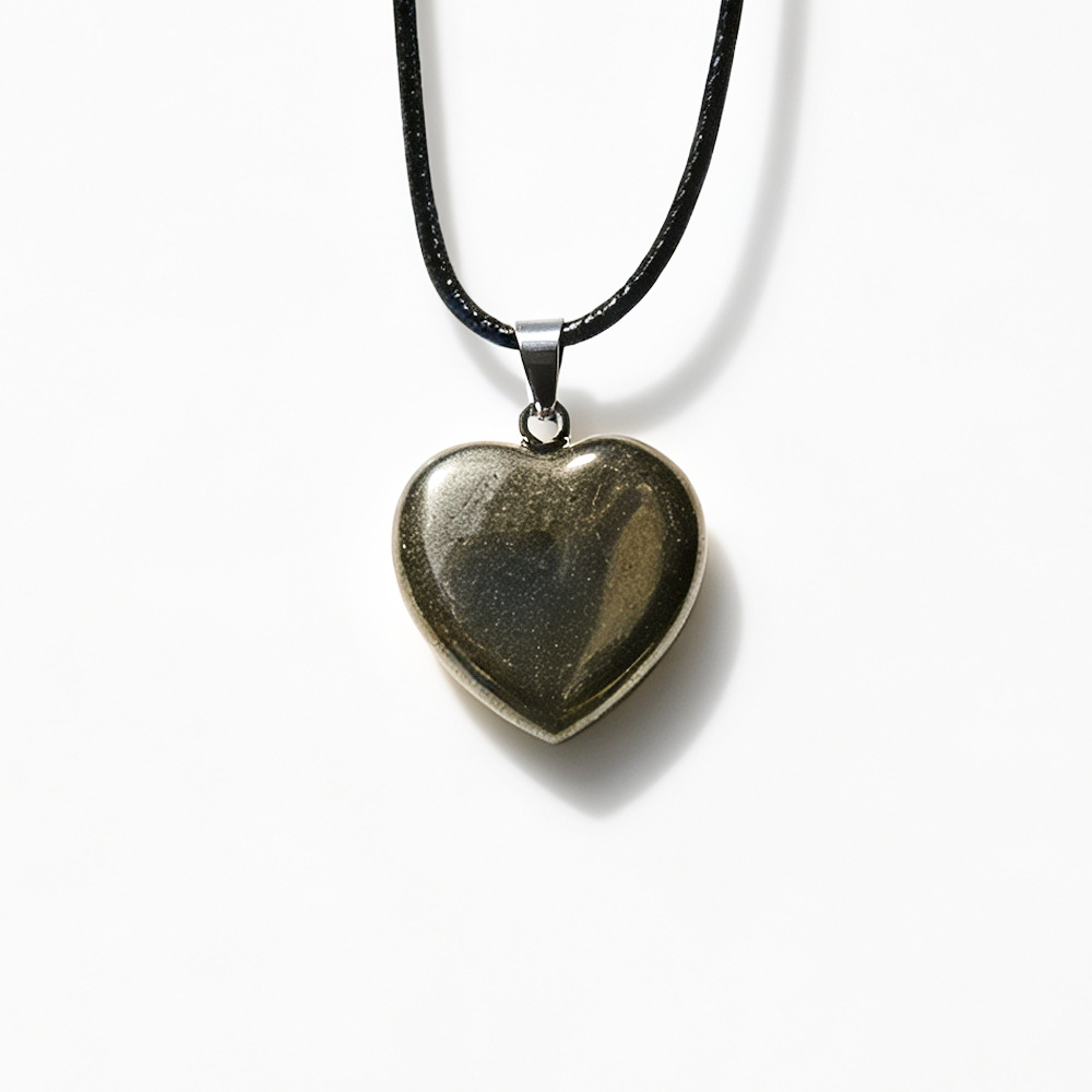 6*25mm heart-shaped pendant (comes with a lanyard)