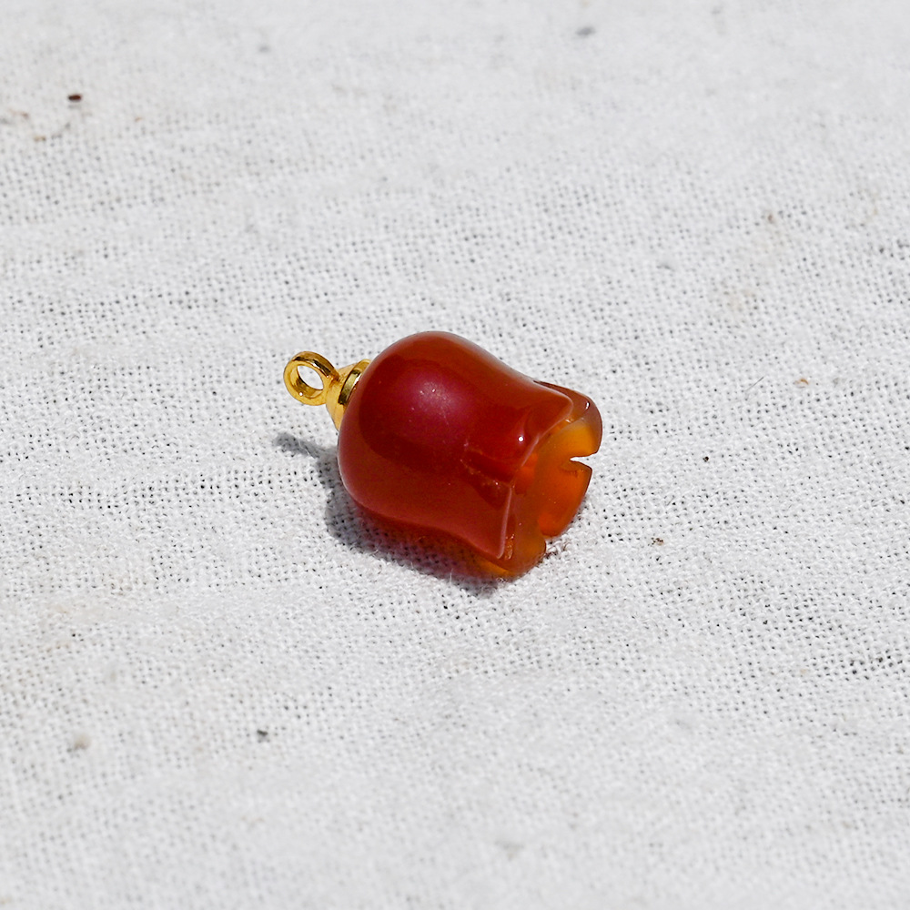 Red agate