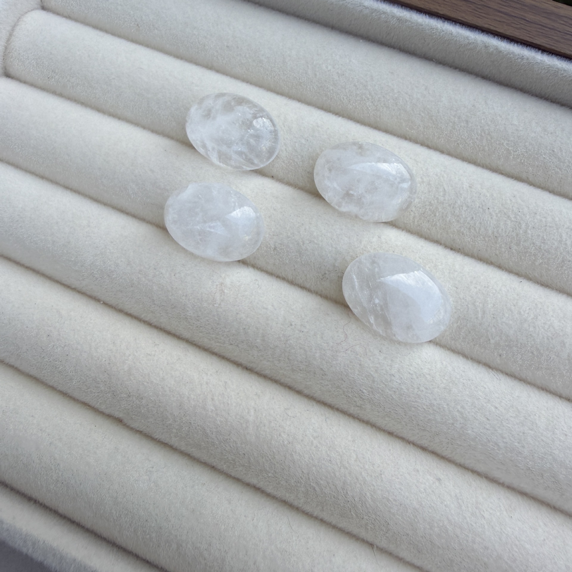White crystal
