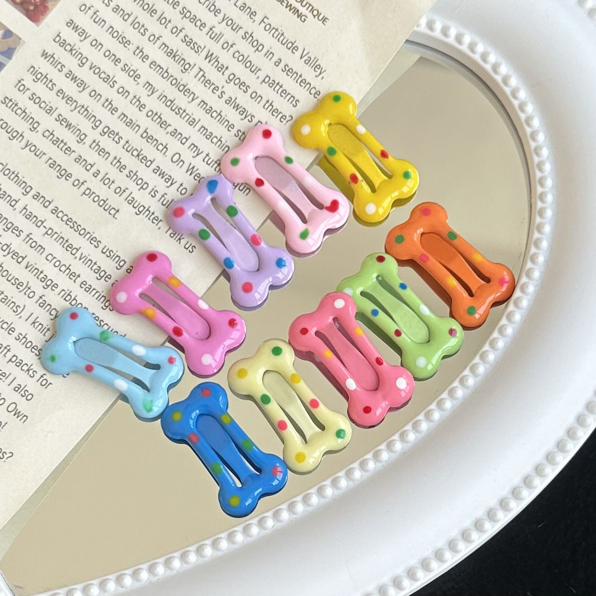 Bone with a touch of color - mixed colors