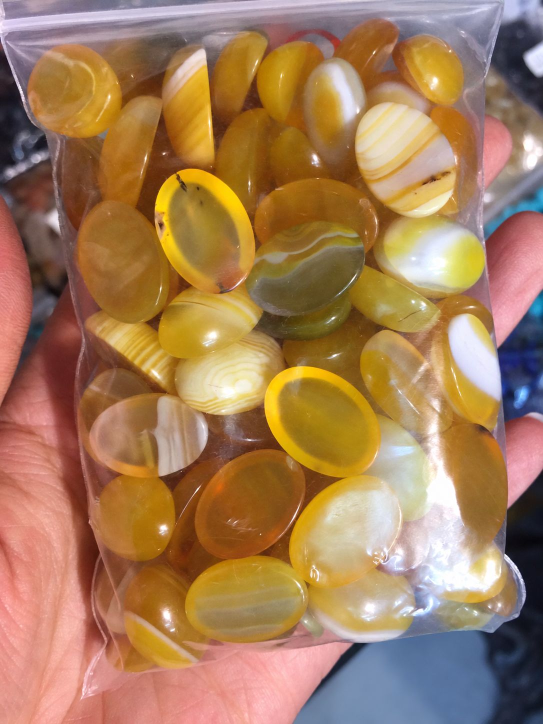 Yellow striped agate