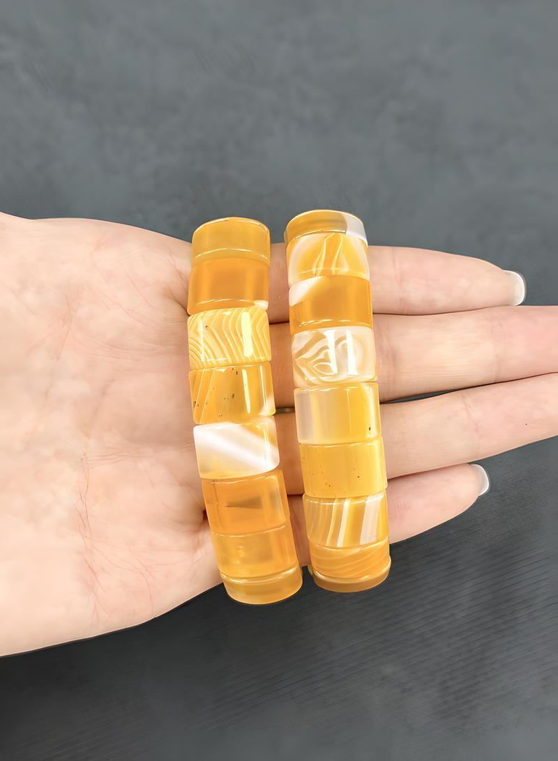 Yellow agate (additional color (with flaws)