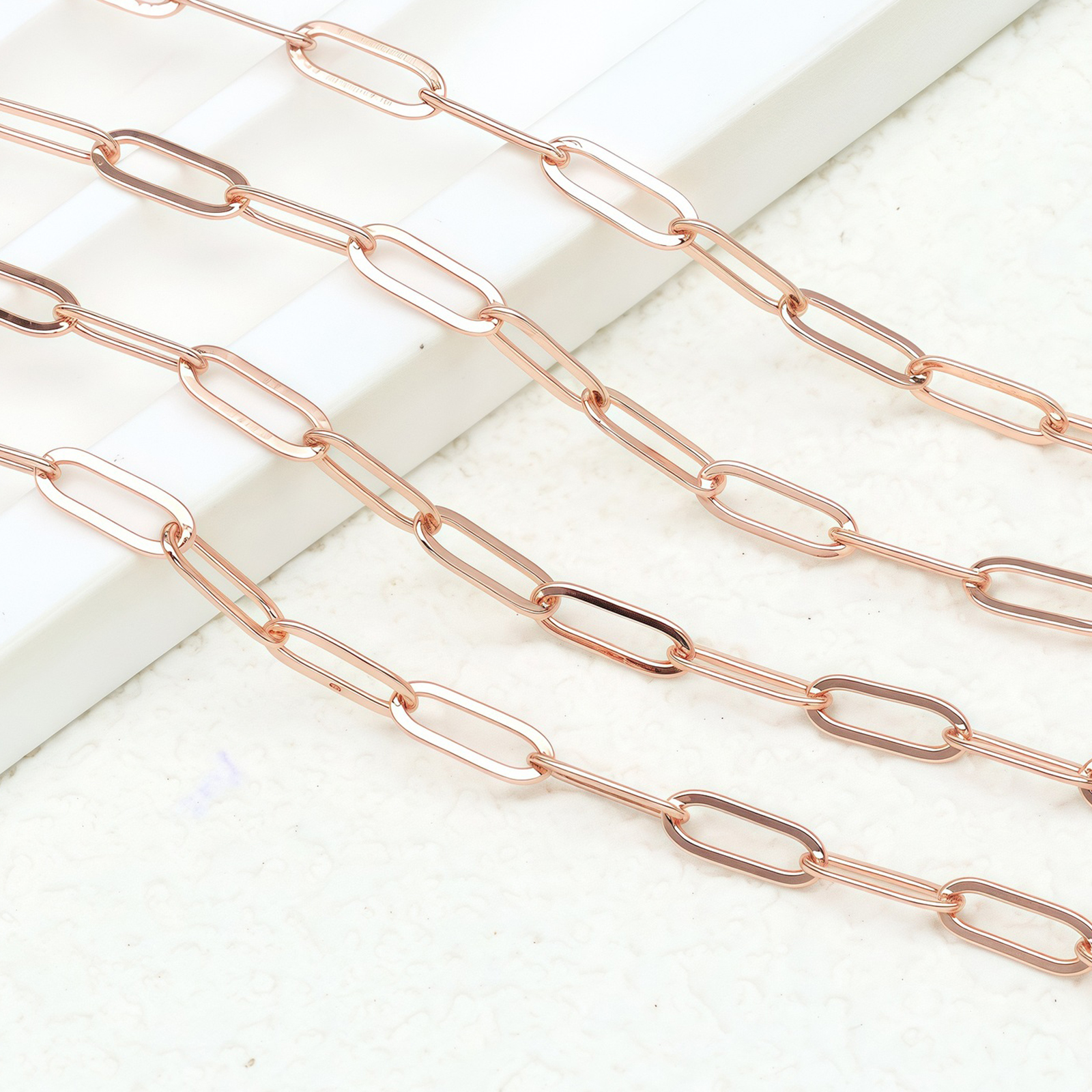 Rose gold color retention