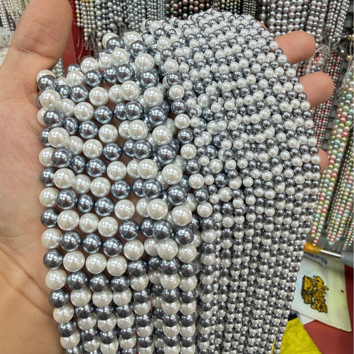 7A high-quality imitation Swarovski pearls (Image Color 13)