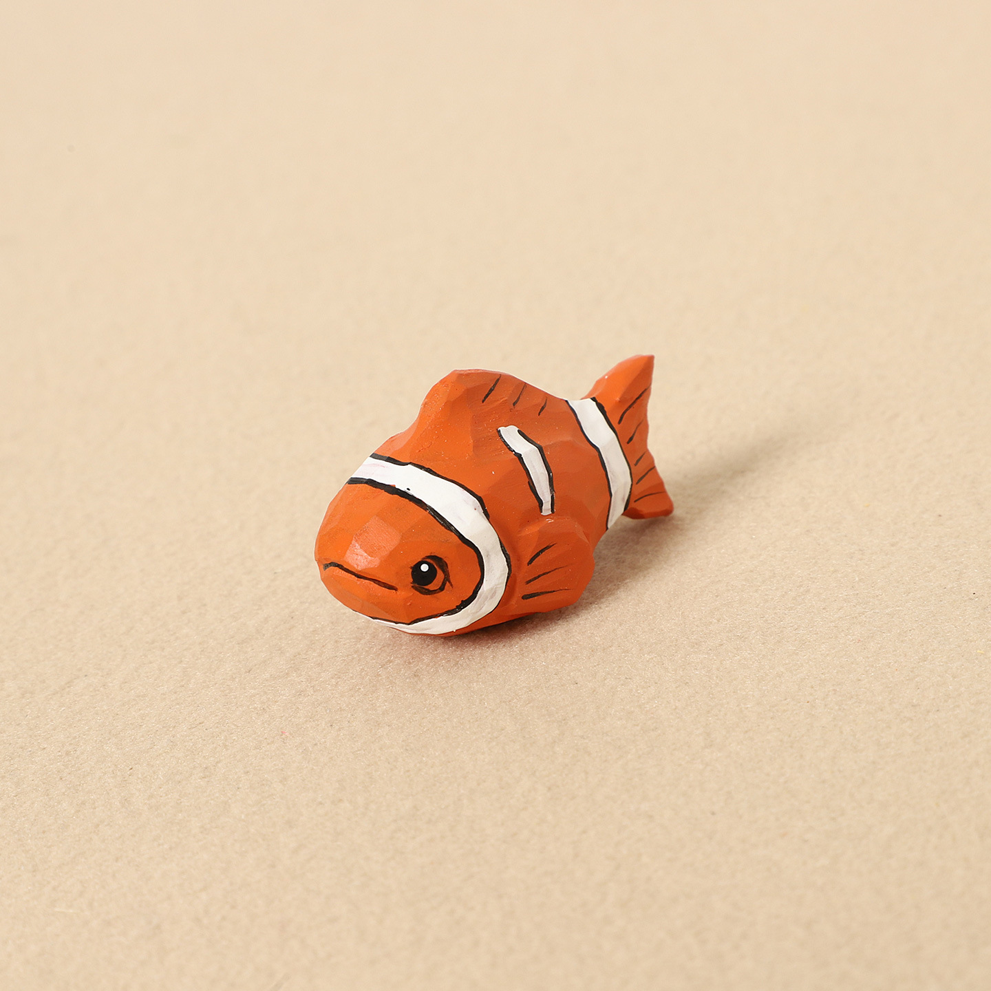 Wood carving clown fish-ornament style