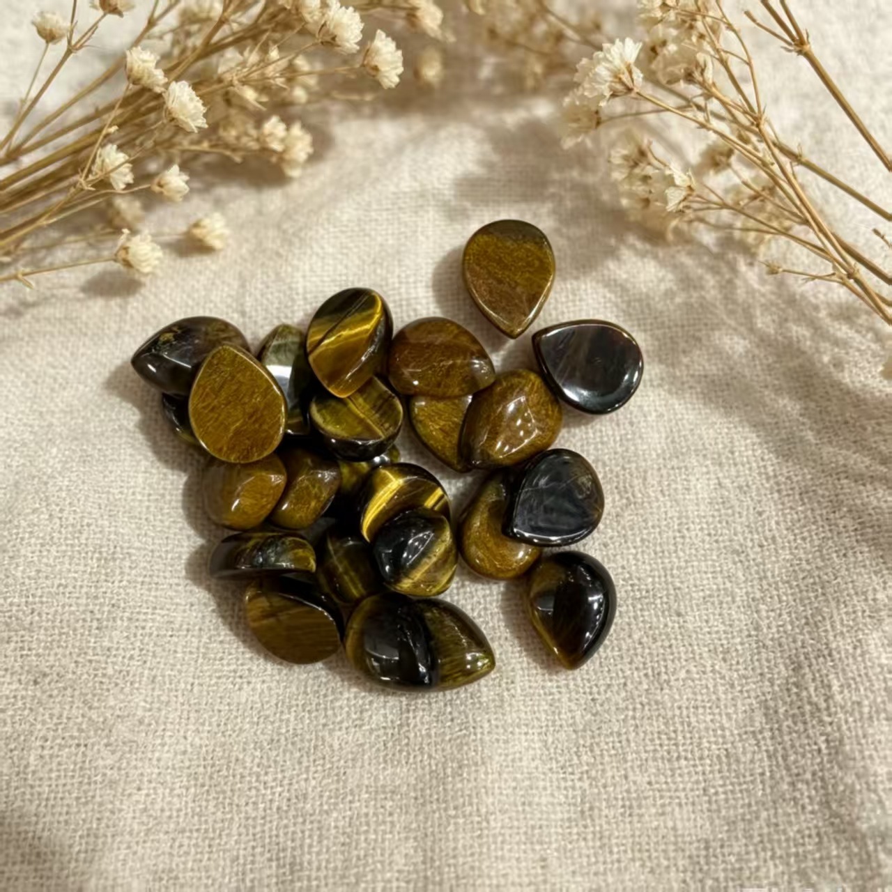 Tiger eye stone