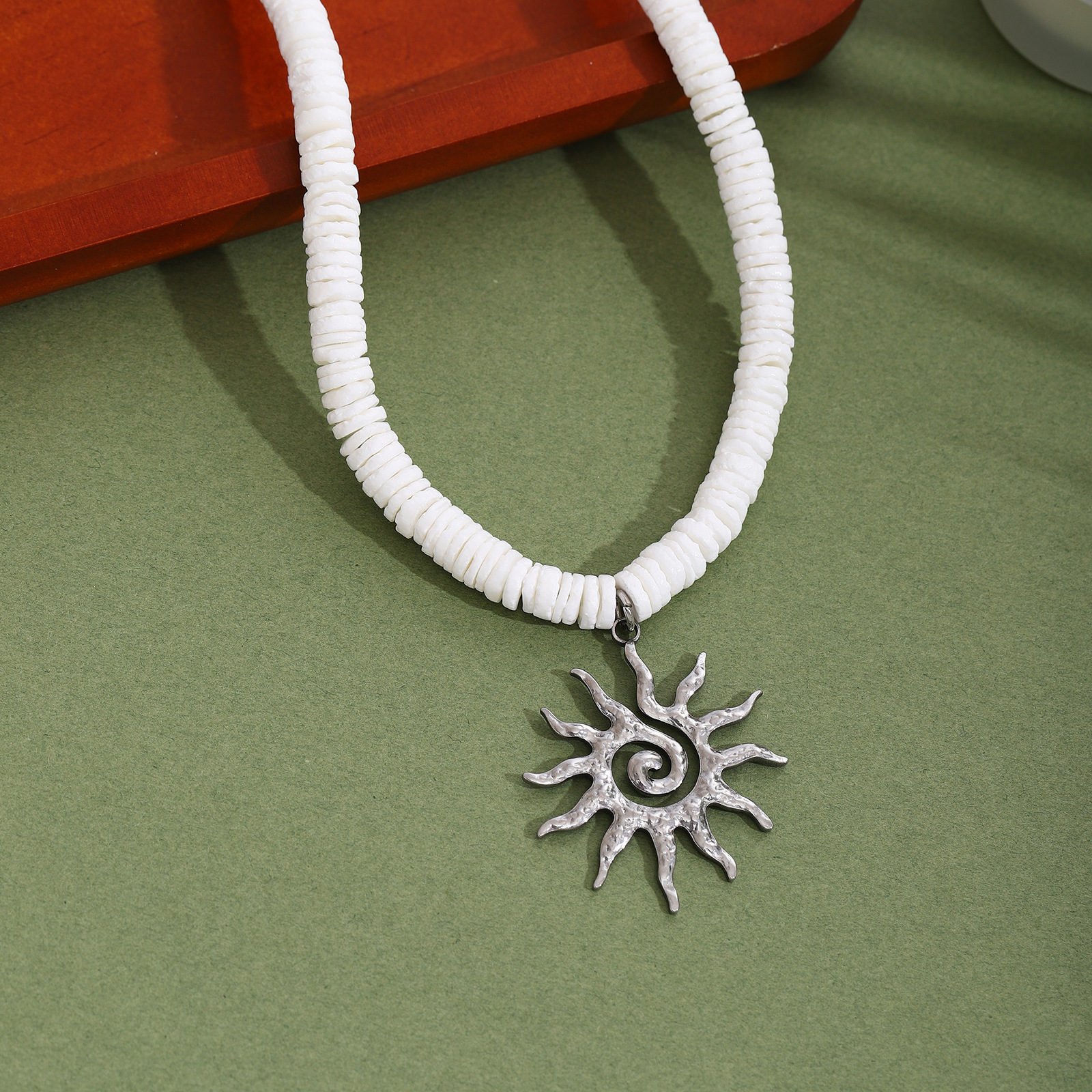 1 piece sun rule shell necklace