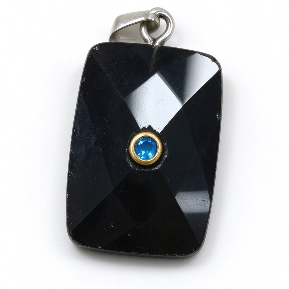 Schwarzer Obsidian
