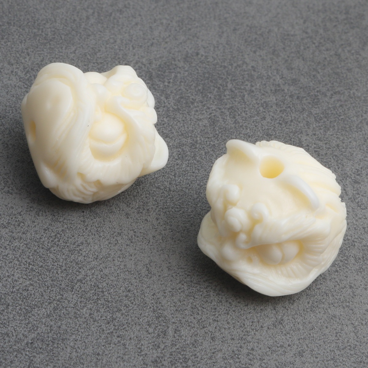 Lion dance vertical hole 13mm (pack of 10)