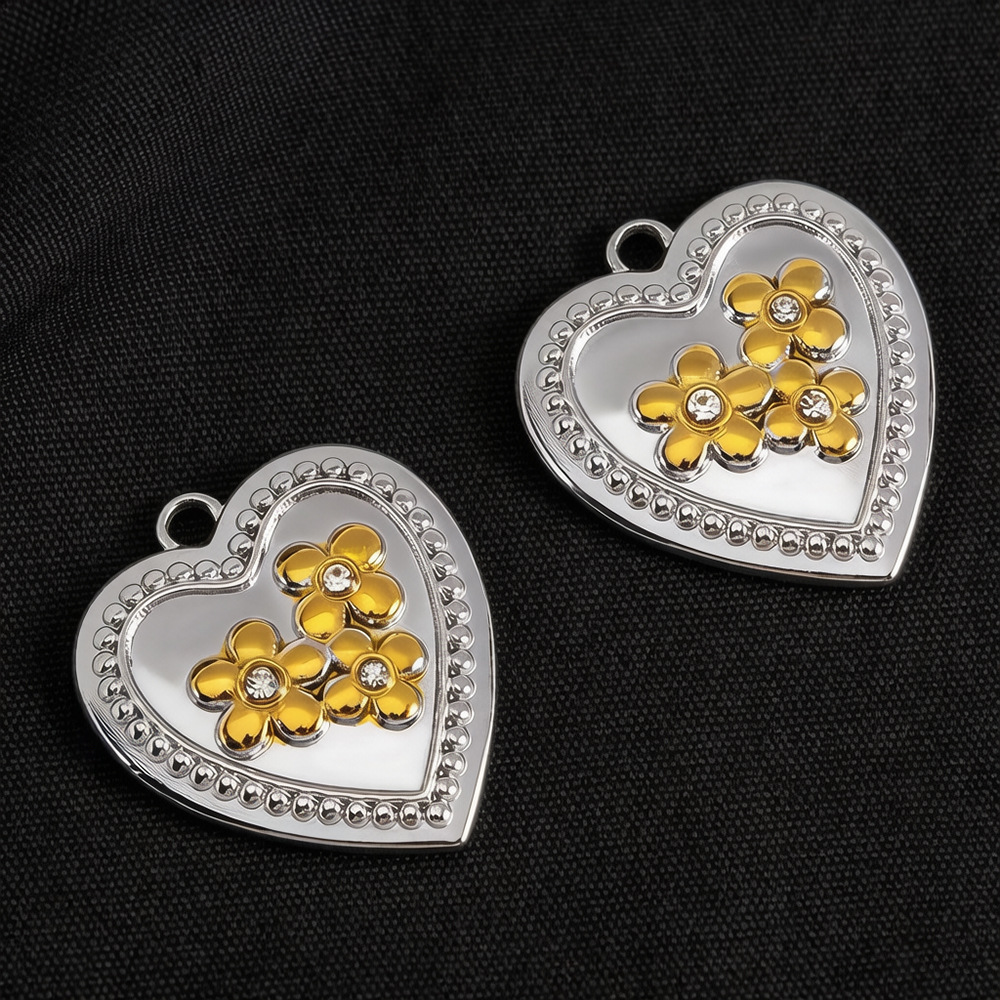Three-Flower Heart-20x22.2mm