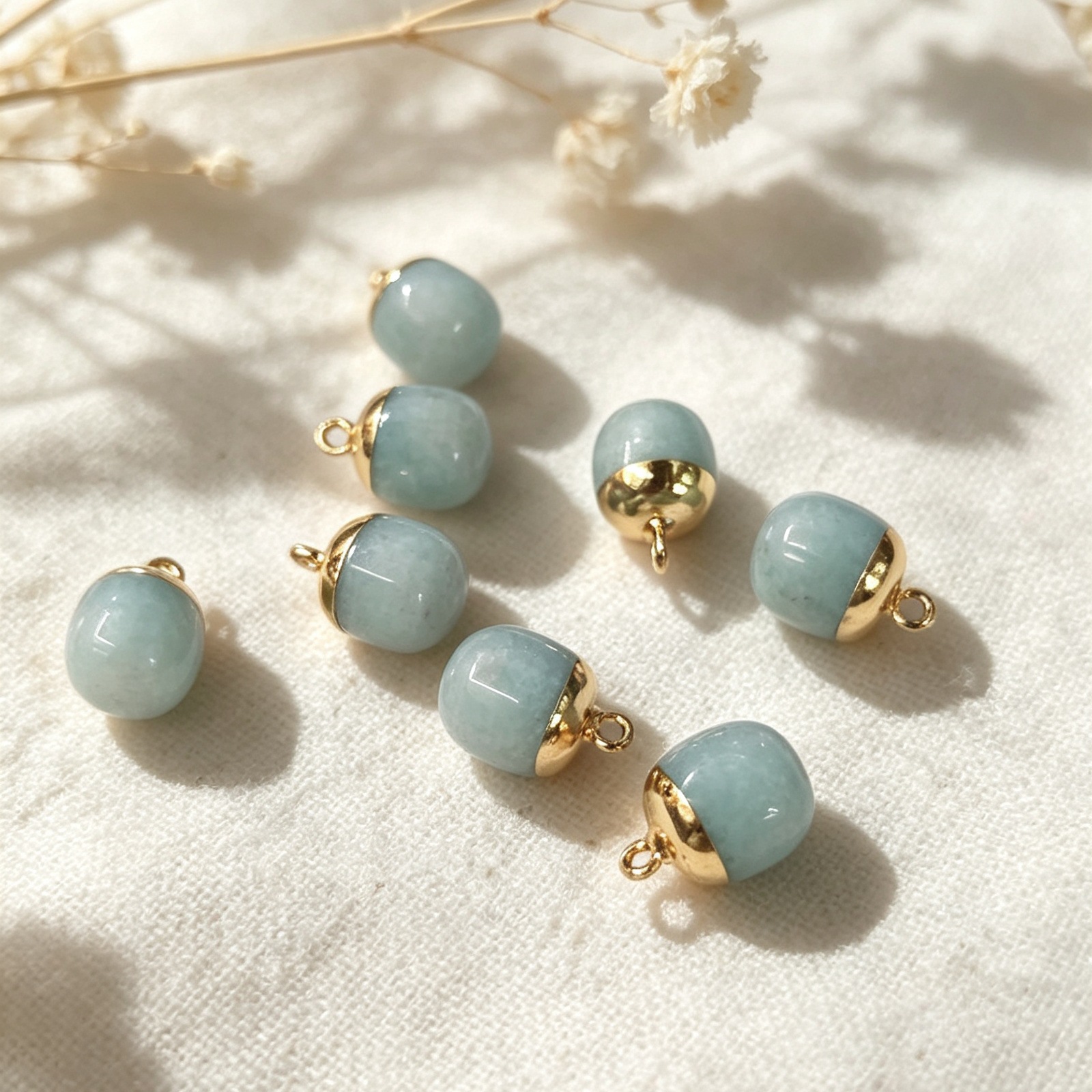 Imitation aquamarine