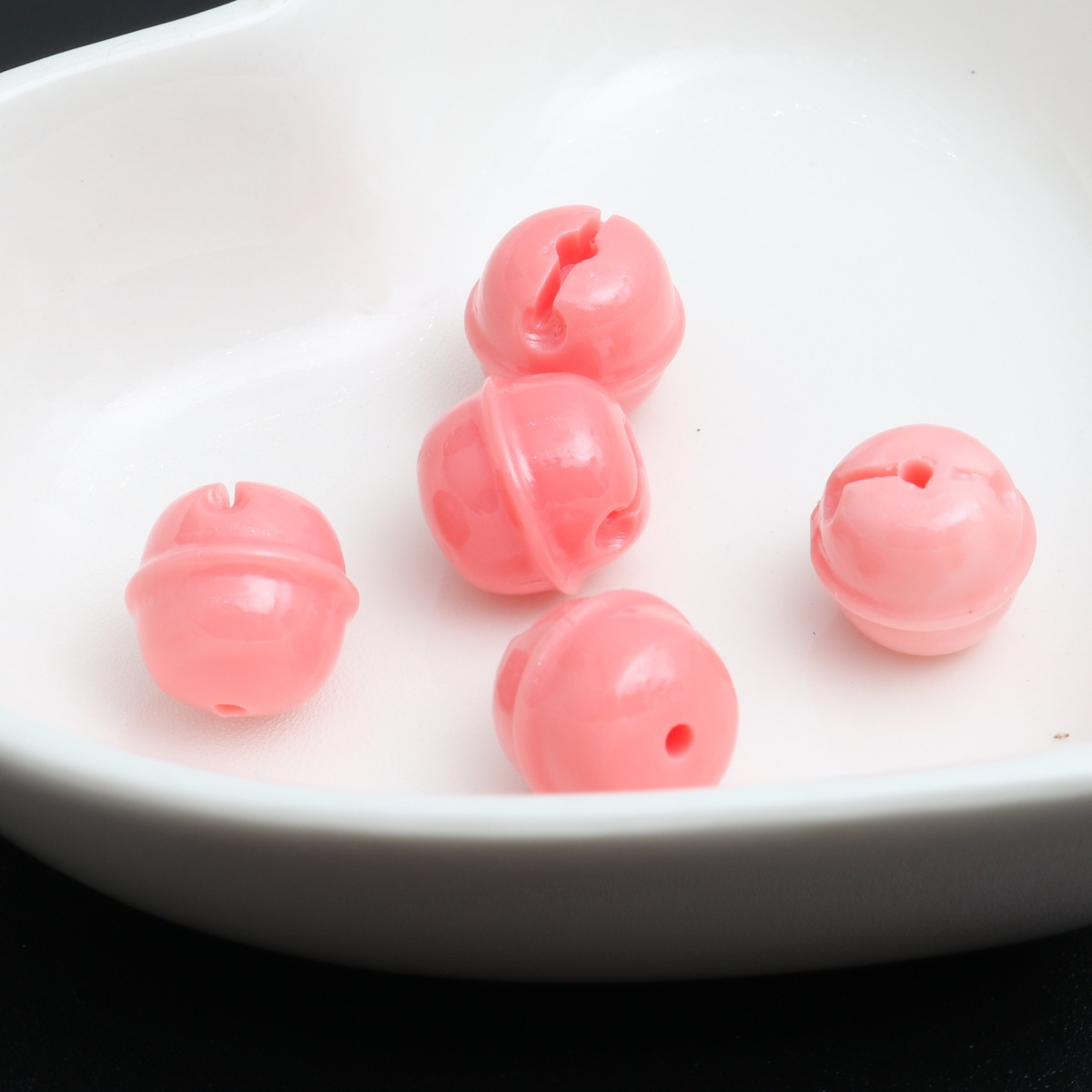 Watermelon red bell 10mm