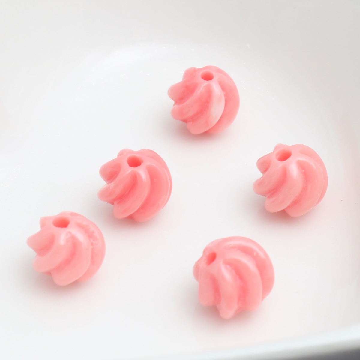 Watermelon red twisted beads 8mm