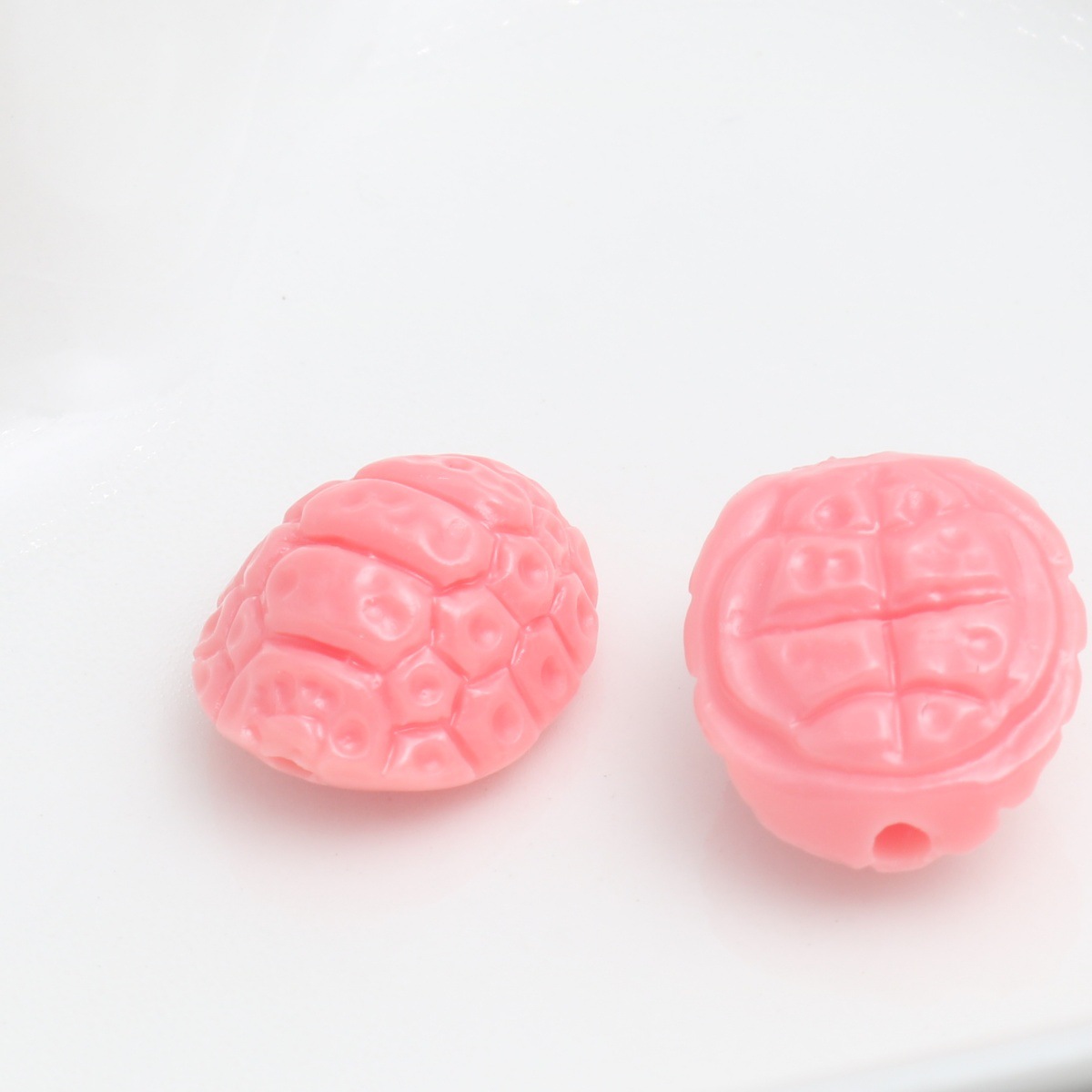 Watermelon red tortoise shell 10*12mm