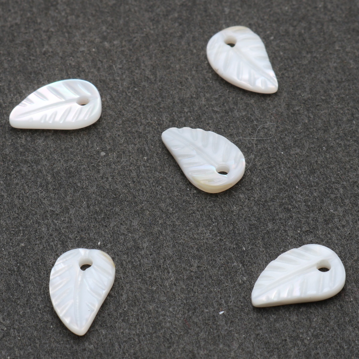White 12*7.5*1.6mm