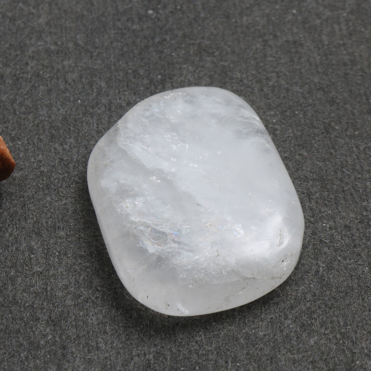 White crystal