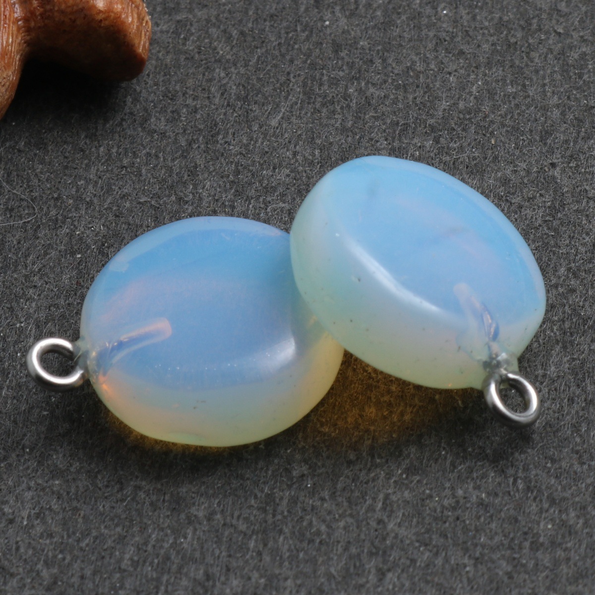 Opal (synthetic)