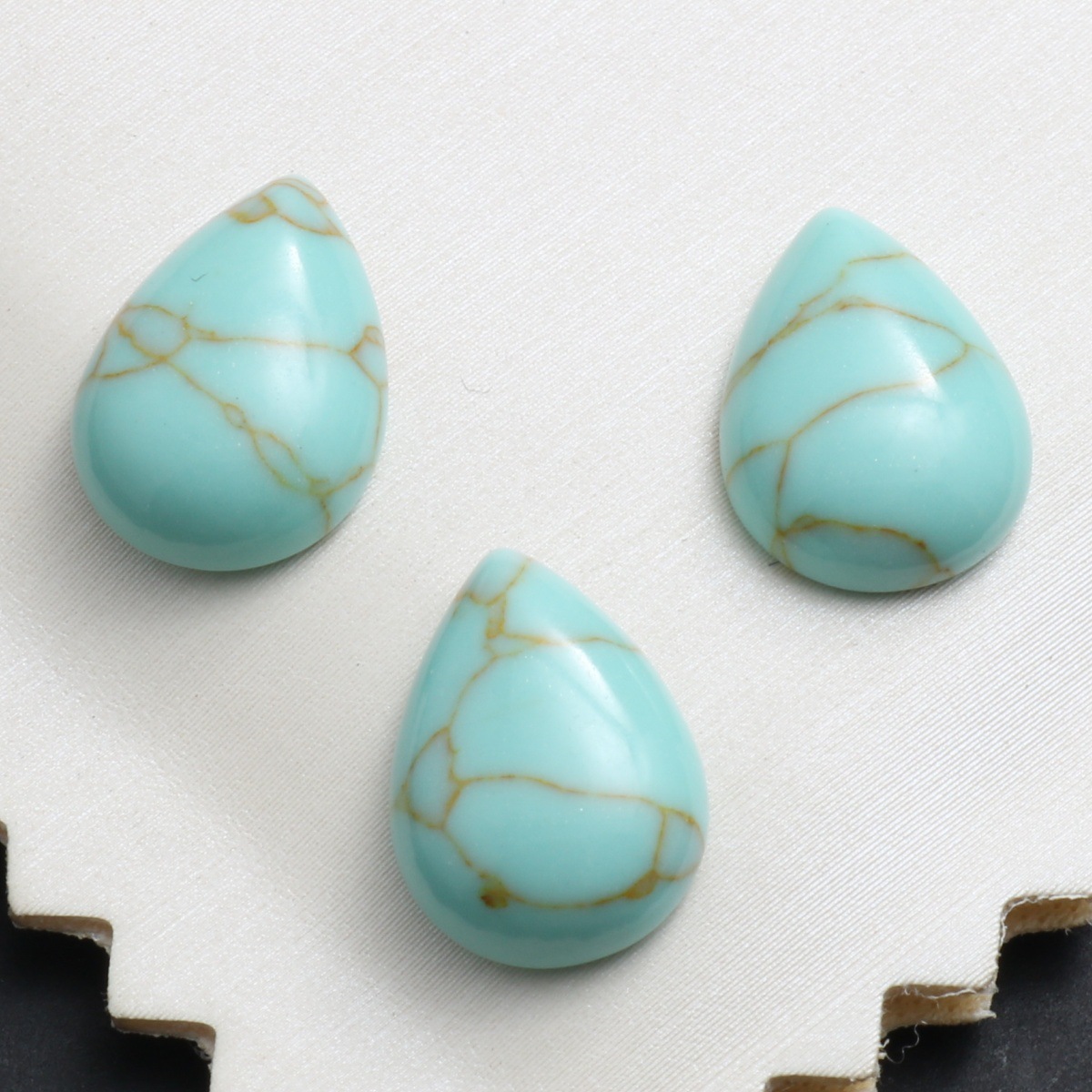 Light blue (light texture)