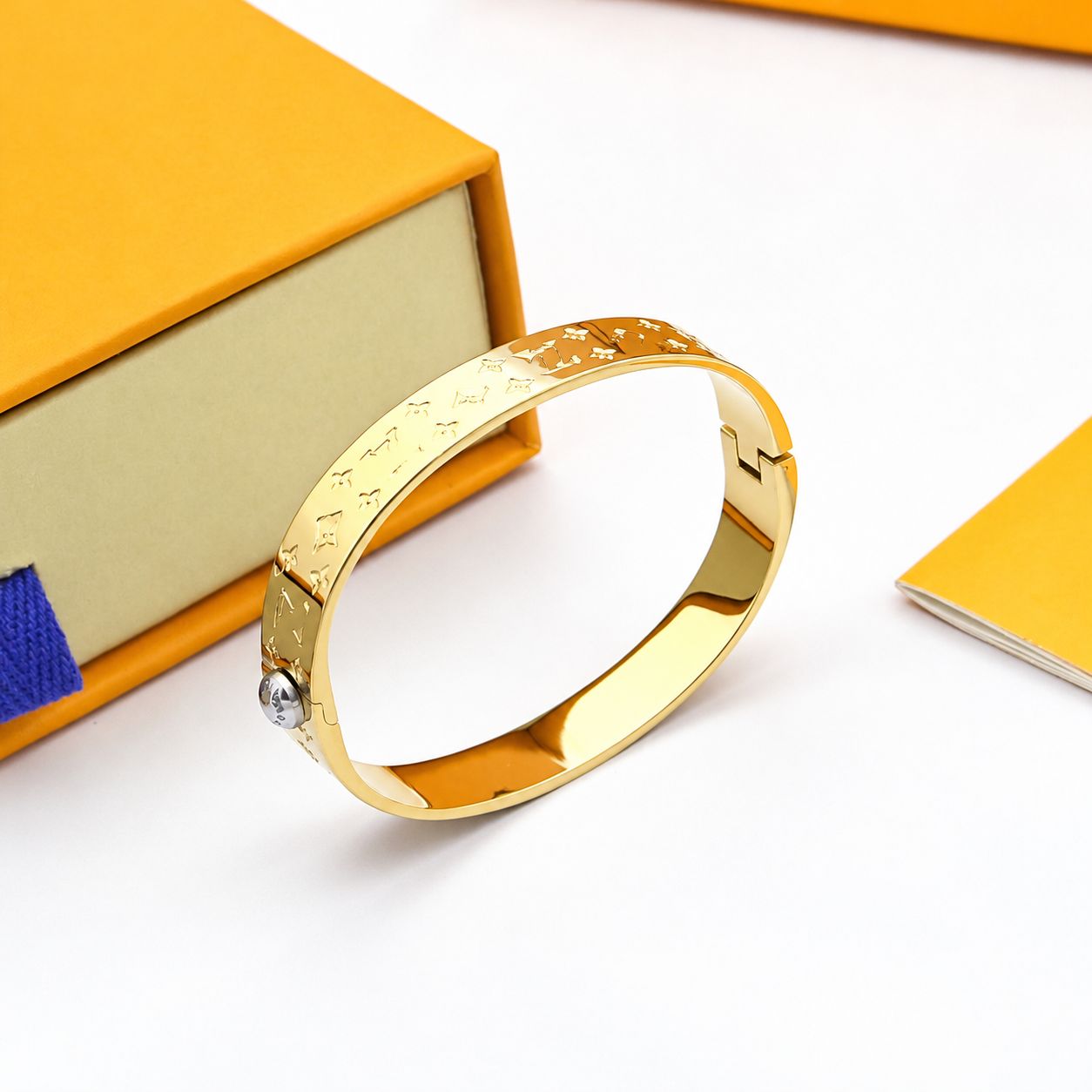 Diamond-free bracelet-gold