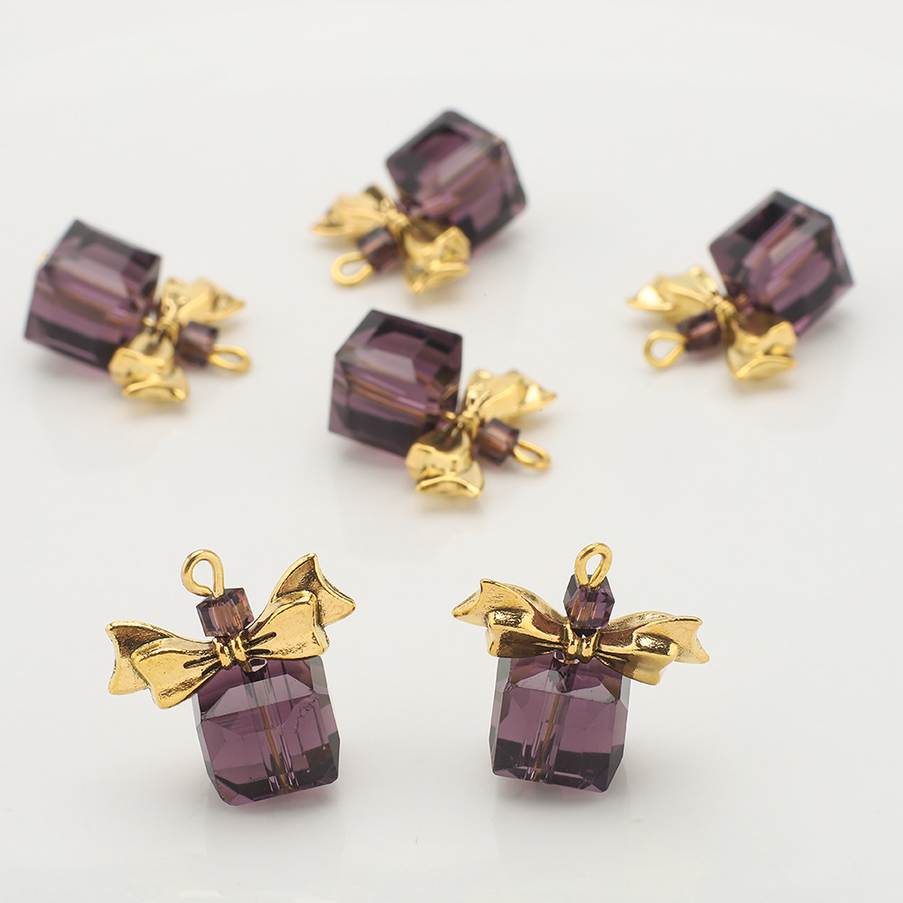 Golden bow violet