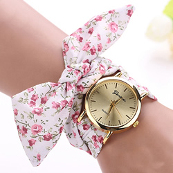 花柄の布バンド腕時計