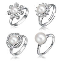 Cultured Freshwater Pearl Finger Ring