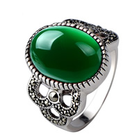 Green Agate Finger Ring